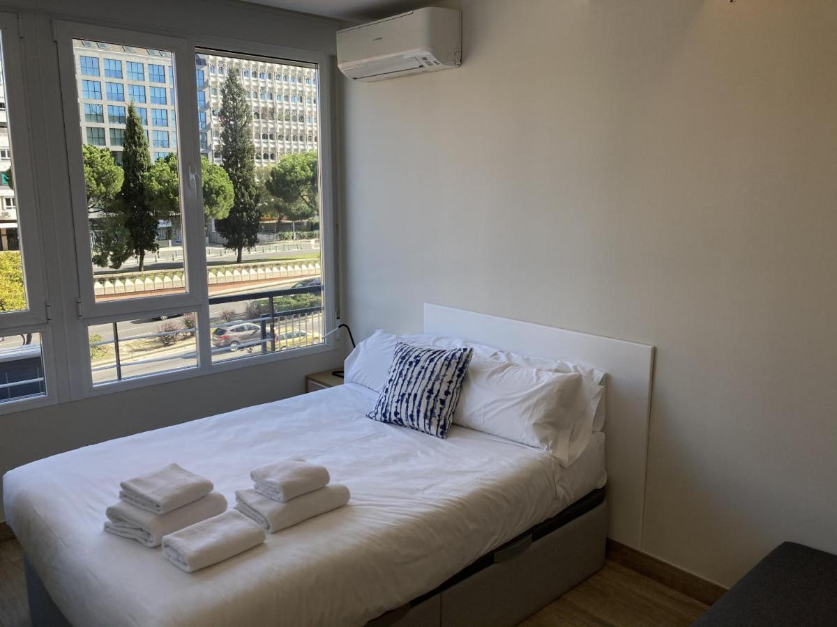 Castellana Skyline Madrid Apartments Extérieur photo